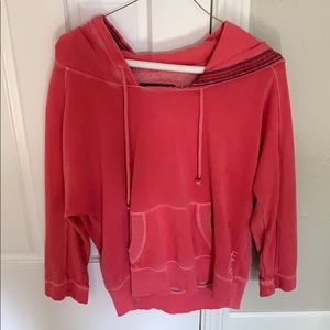 Sweatshirt with front pocket